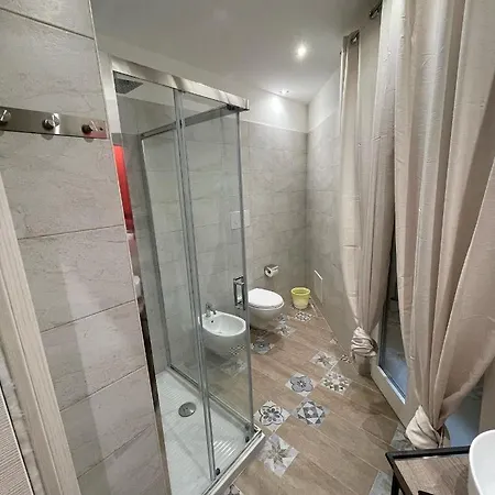 Red Moon מרגריטה די סבויה