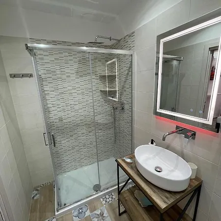 Red Moon Oda ve Kahvaltı