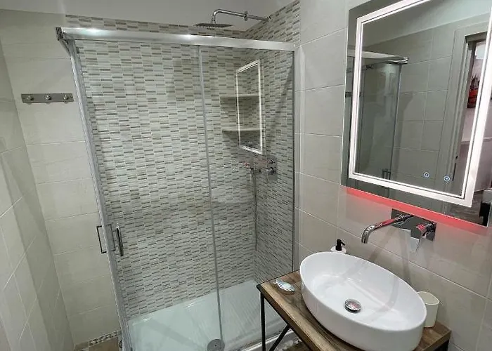 Red Moon فندق مبيت وإفطار