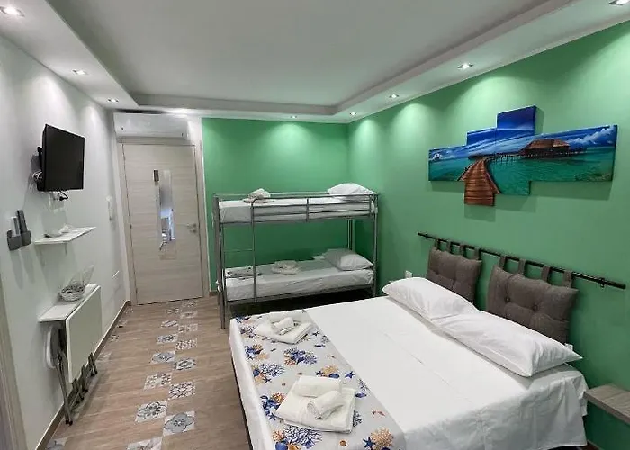 Red Moon مارغريتا دي سافويا